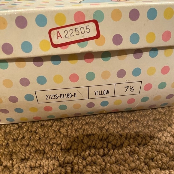 💥Mickey&Minnie Mouse Bakers Leeds X Converse Yellow Sneakers - Picture 9 of 9